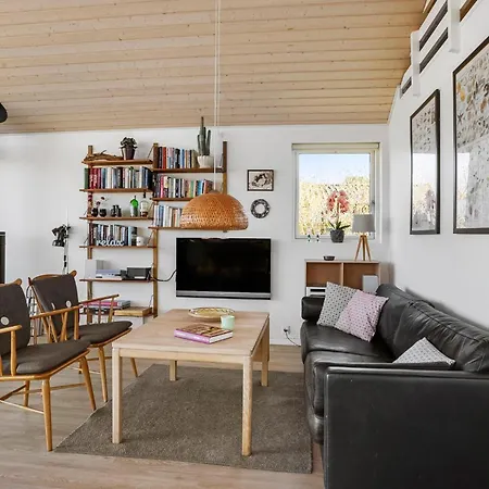 3 Bedroom Front In Asperup